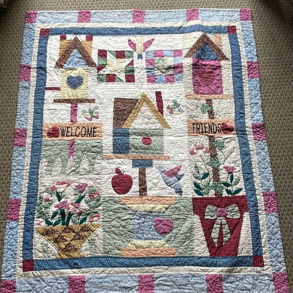 [Vintage] Cotton Quilted Wall Hanging or Throw